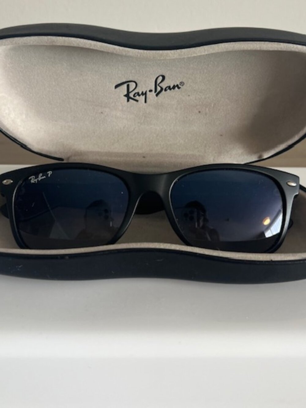 Ray-Ban New Wayfarer RB2132 Polarized Black Sunglasses.